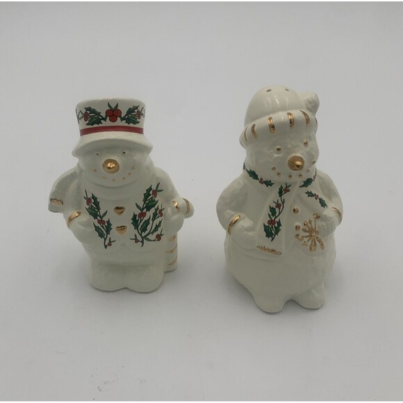 Baum Bros. Set of 2 Mr & Mrs Snowman Salt and Pepper Shakers. Christmas - Picture 1 of 9
